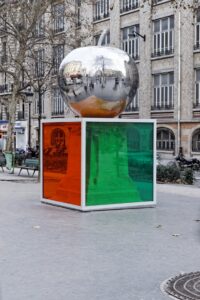 Œuvre d'art de Franck Scurti - La quatrième pomme